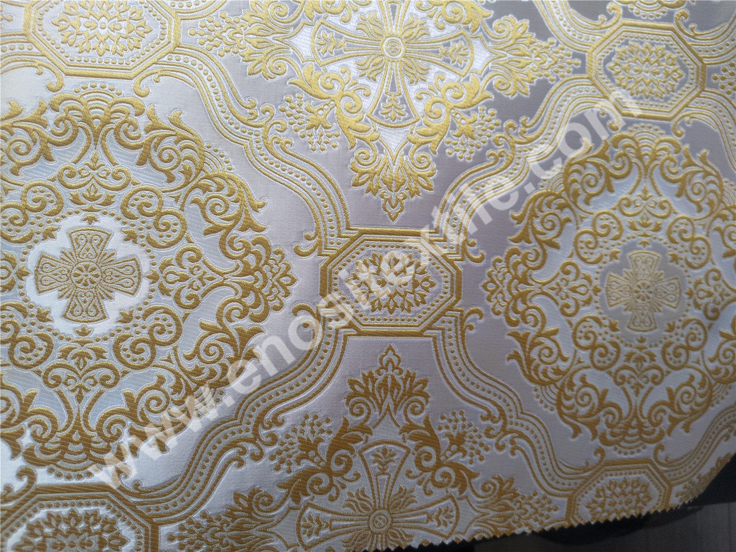 KL-5003 White-Gold Metallic Fabric